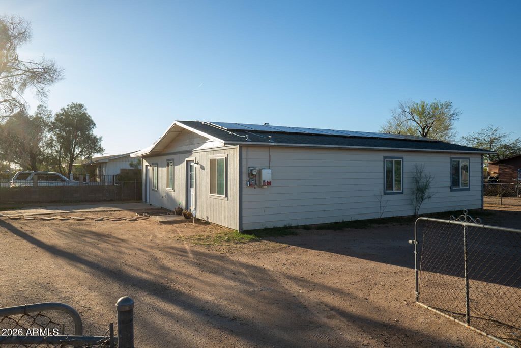Photo of 402 W Battaglia Road, Eloy, AZ 85131 (MLS # 7012759)