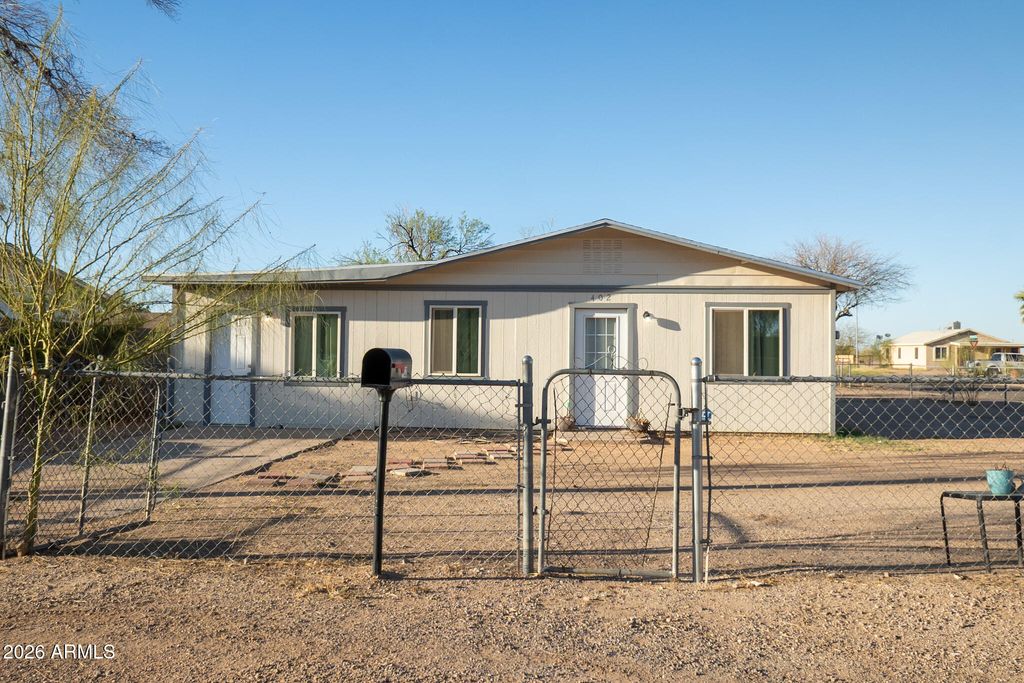 Photo of 402 W Battaglia Road, Eloy, AZ 85131 (MLS # 7012759)