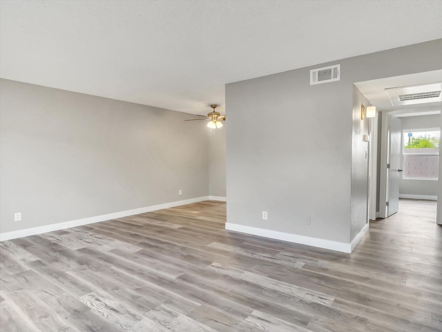 260 W 8th Avenue 124