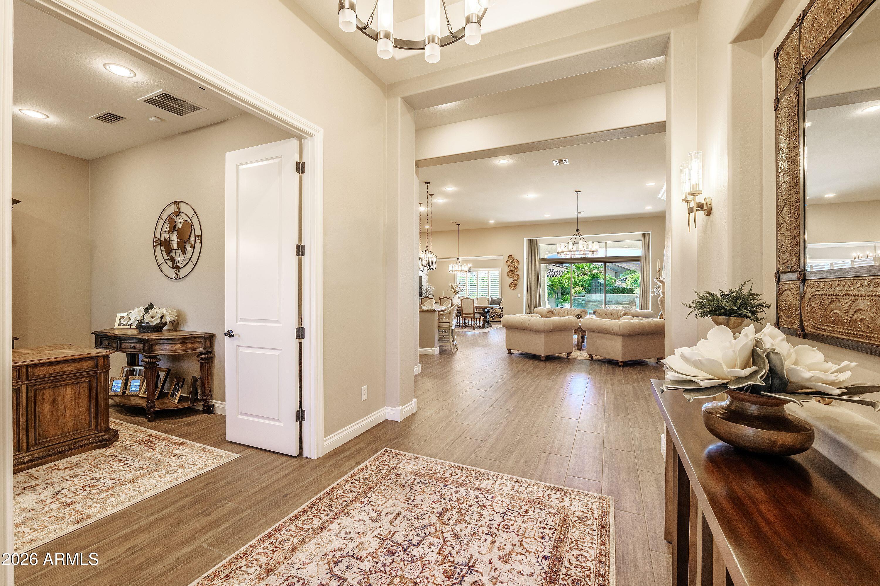 9371 W LOS GATOS Drive