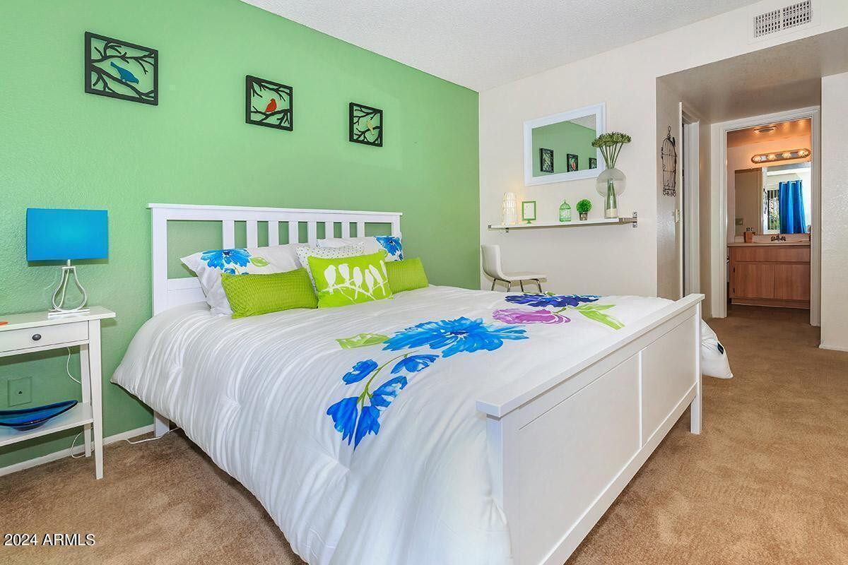 3040 E Shea Boulevard C