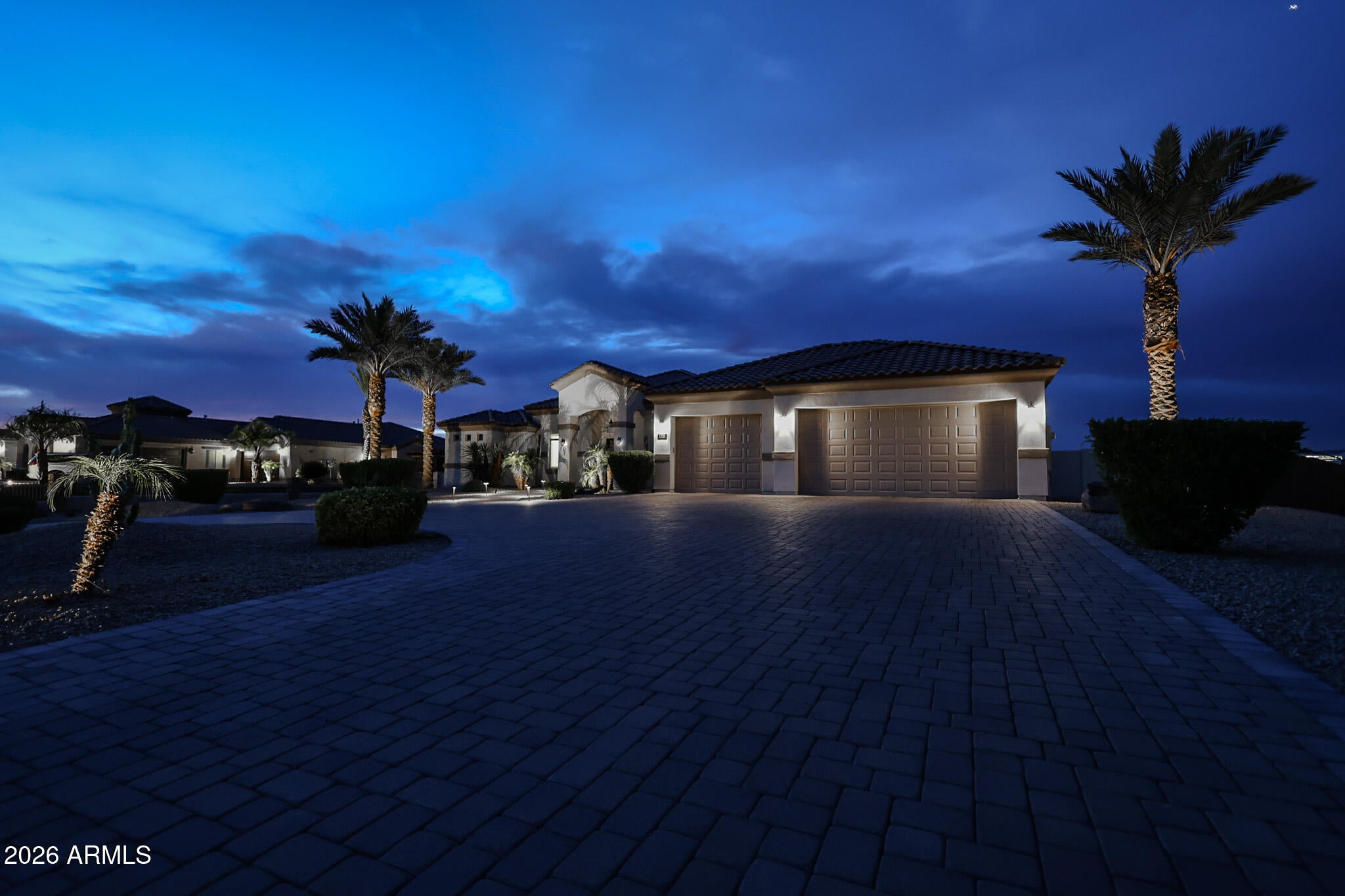 1218 E TUMBLEWEED Drive