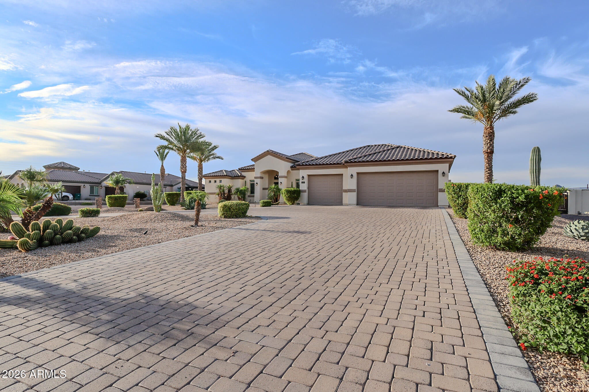 1218 E TUMBLEWEED Drive