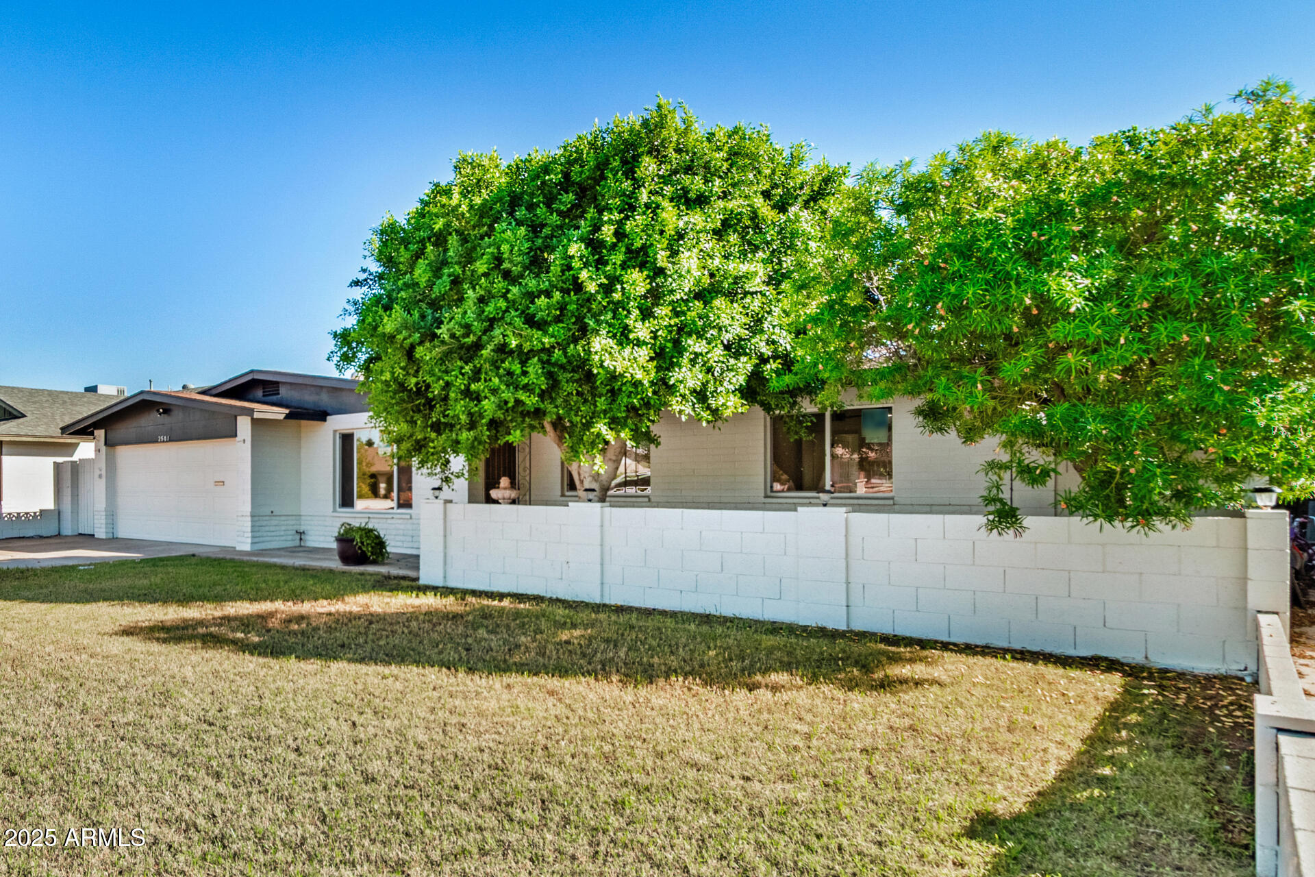 2501 E PEBBLE BEACH Drive