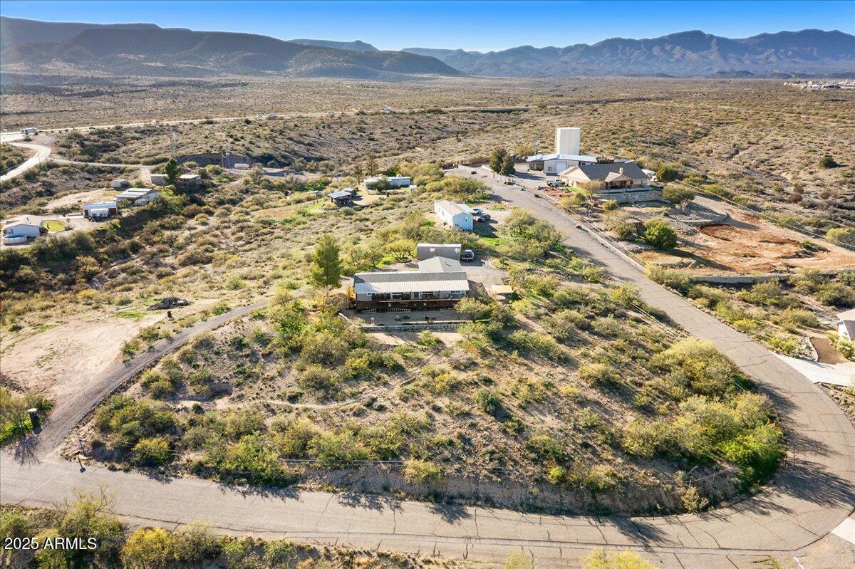 2605 W RAINBOW Drive