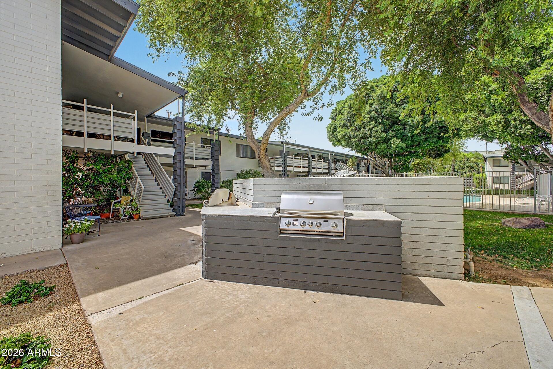MONTEBELLO GARDENS - Residential