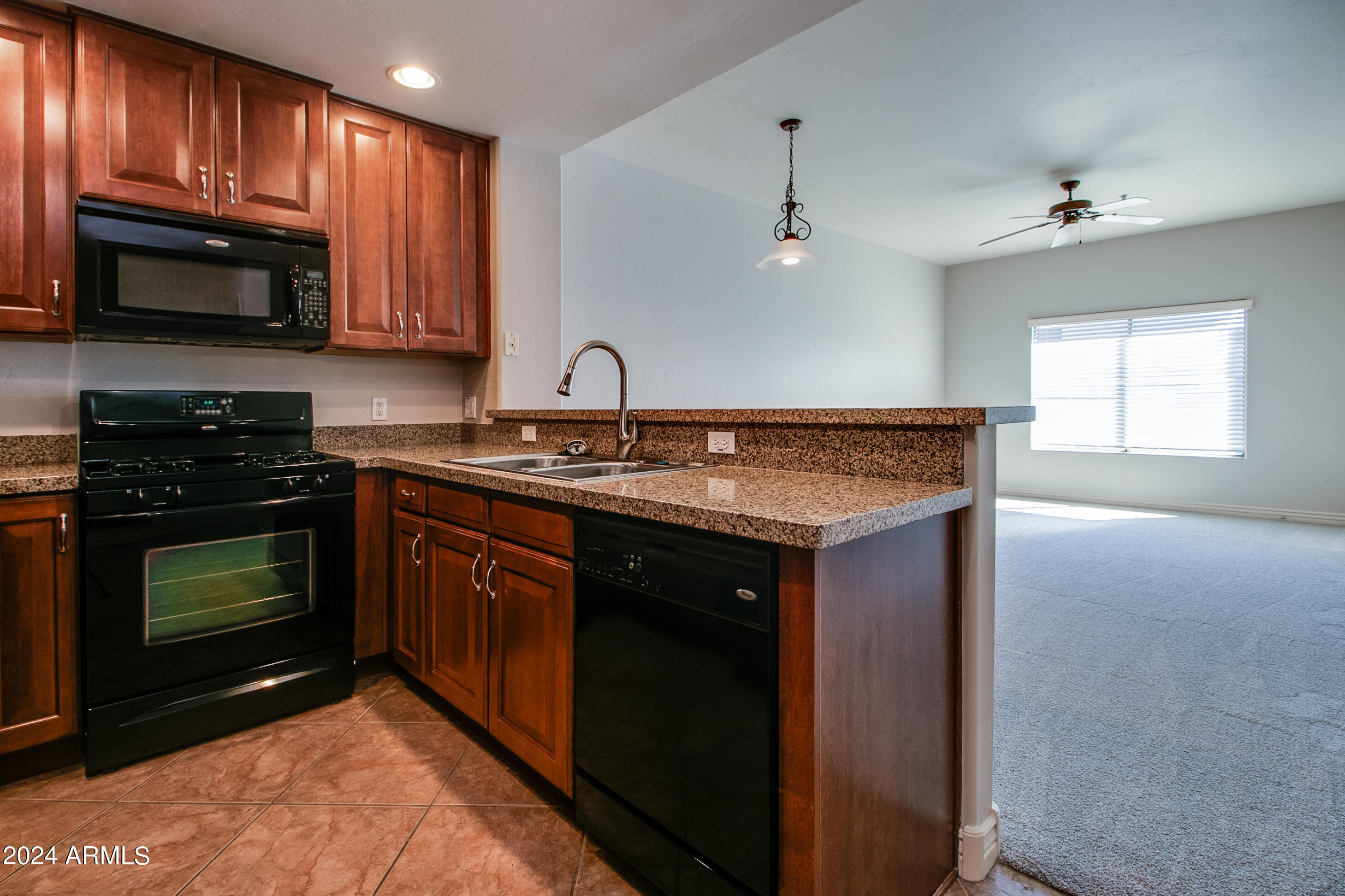 5450 E DEER VALLEY Drive 4201