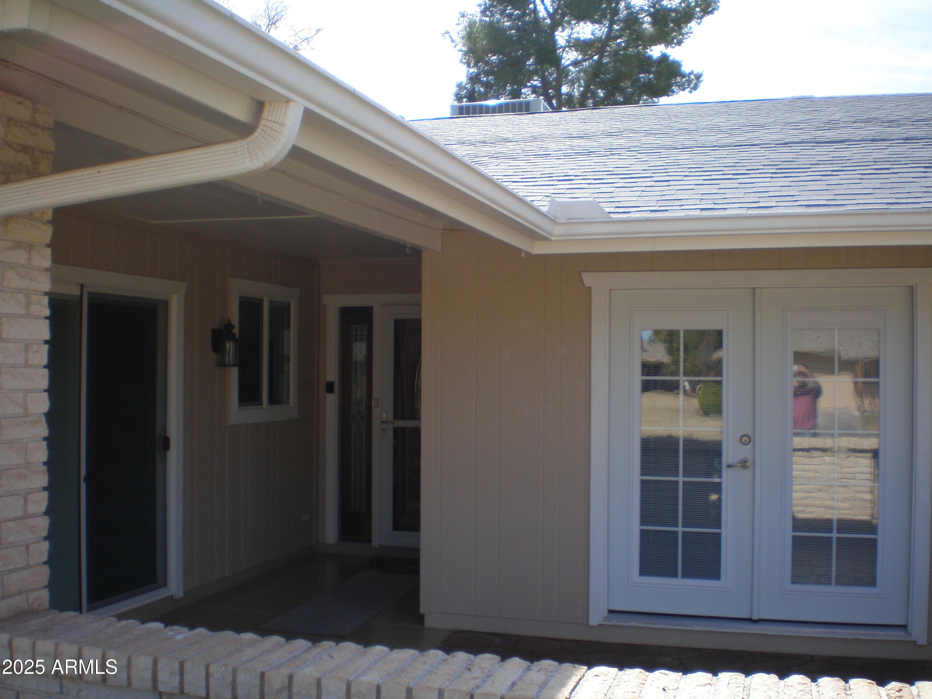 10731 W Mission Lane