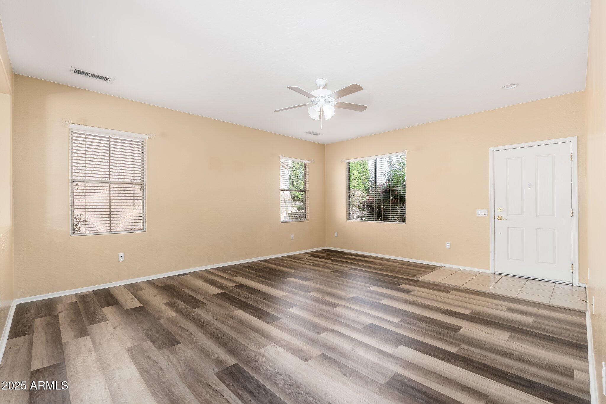 20828 N SHADOW MOUNTAIN Drive