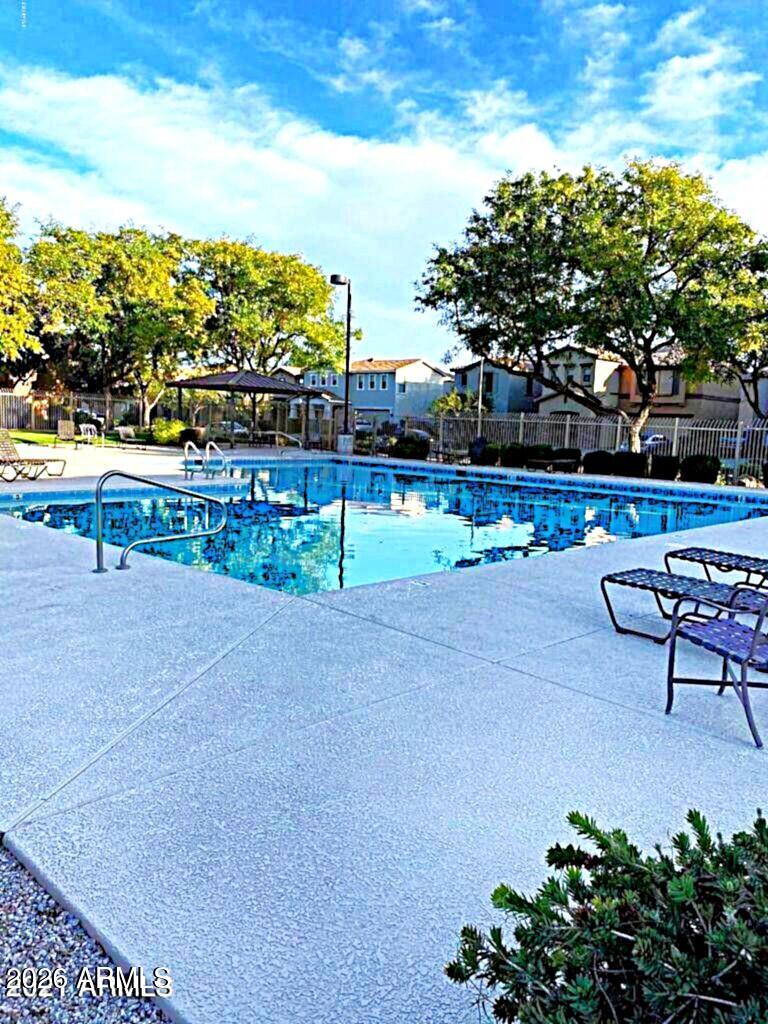 21183 E AVENIDA DEL VALLE --