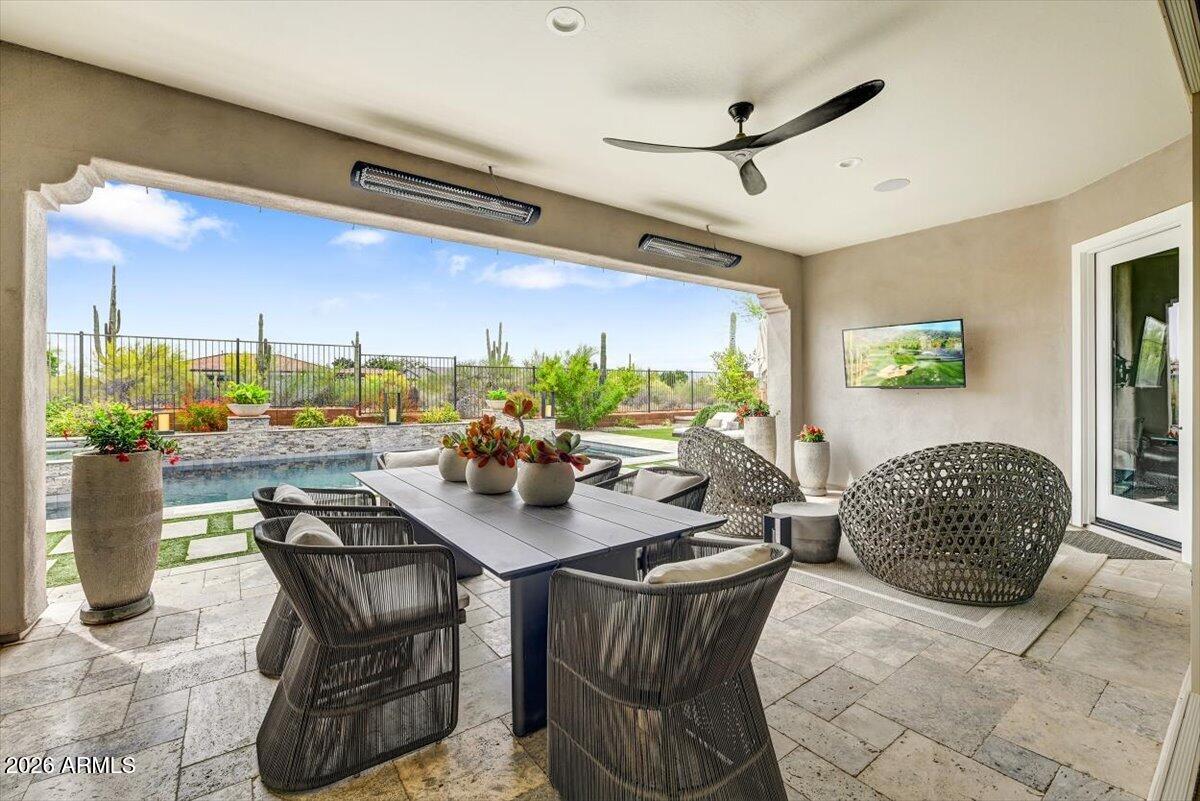 LONE MOUNTAIN - Residential