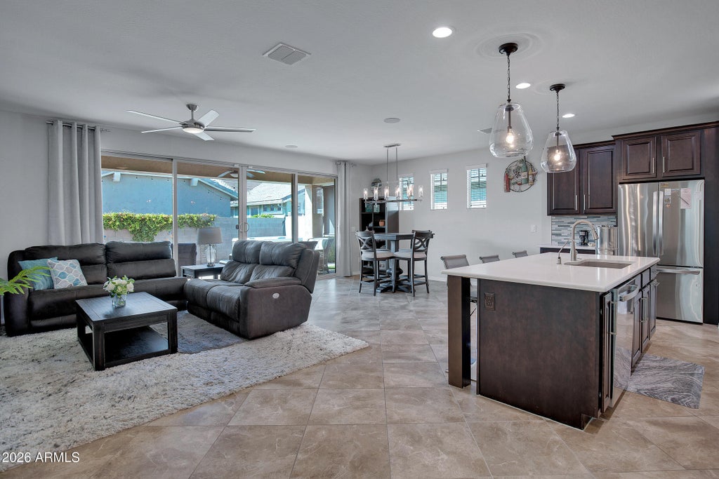 Photo of 3757 E Perkinsville Street, Gilbert, AZ 85295 (MLS # 7088491)