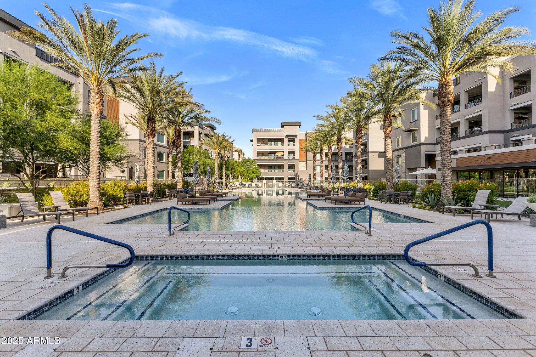 5250 E DEER VALLEY Drive 439