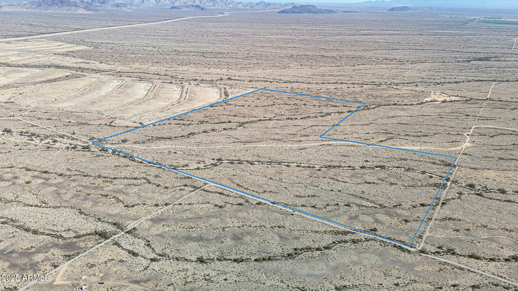 Photo of 0 W Glendale Avenue #._., Tonopah, AZ 85354 (MLS # 6948290)