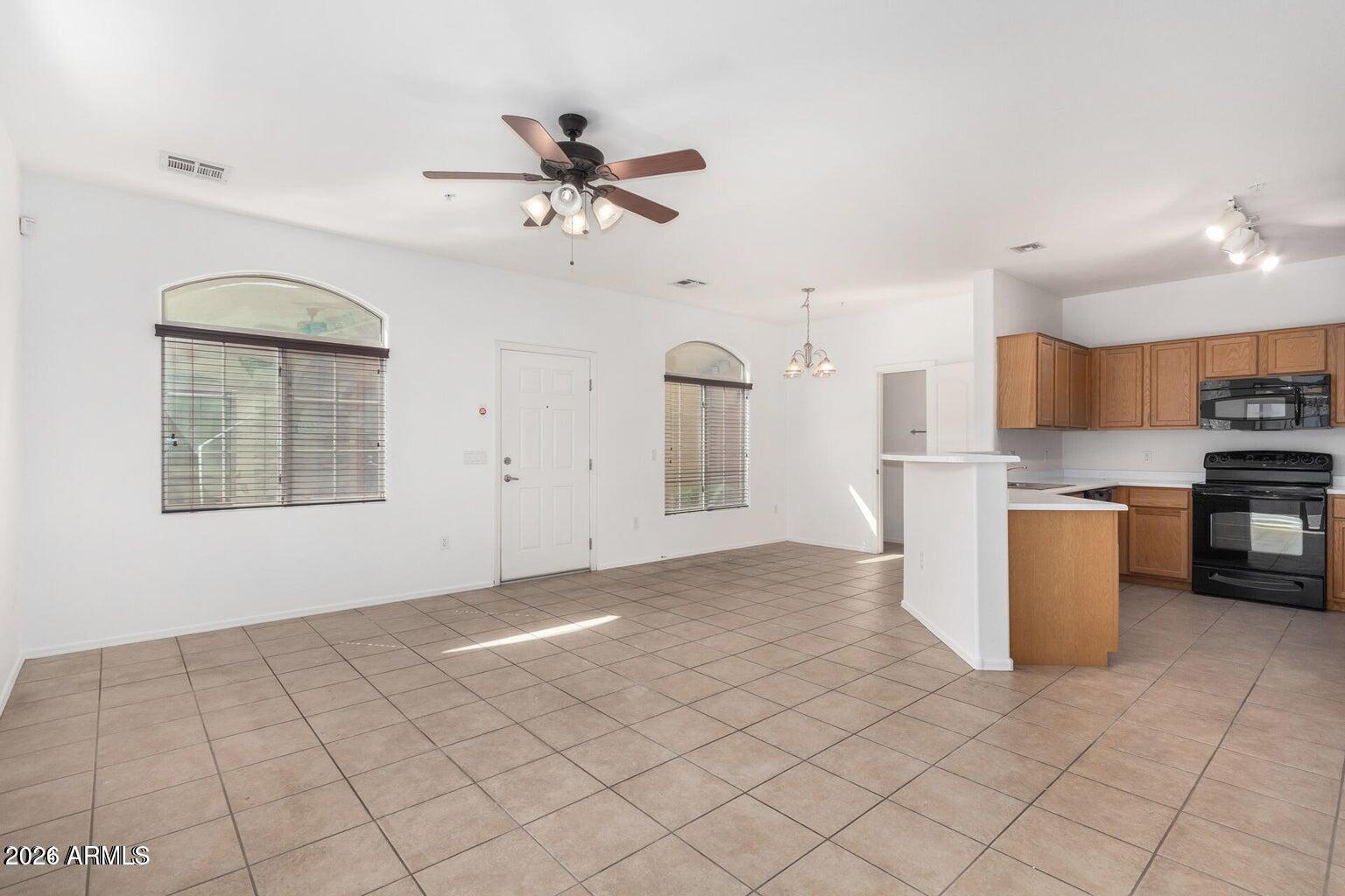 1350 S GREENFIELD Road 1053