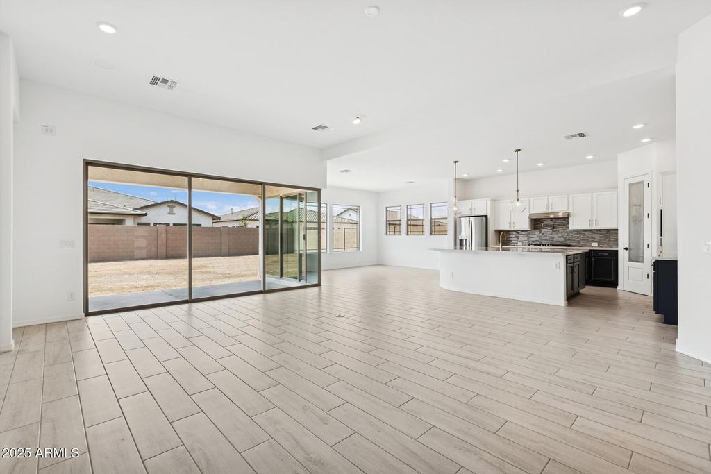 Photo of 12323 W Luxton Lane, Avondale, AZ 85323 (MLS # 6884532)