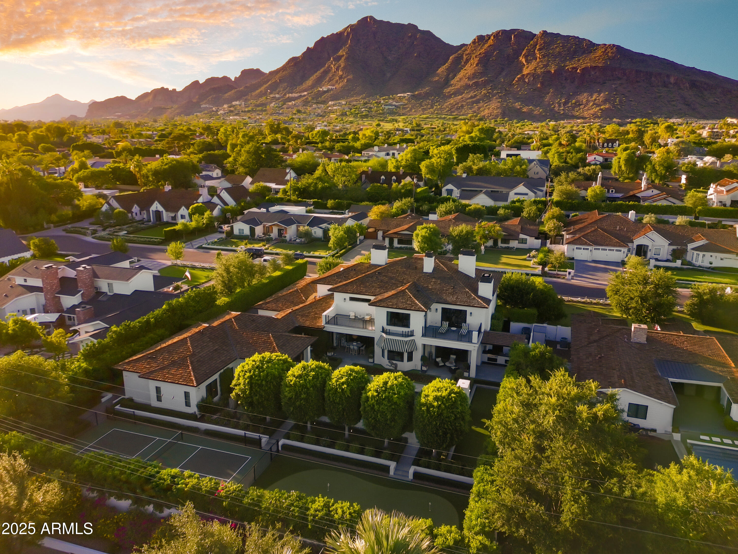 5915 E Calle Del Sud --
