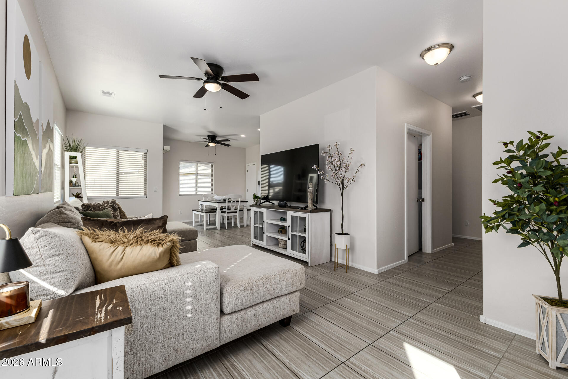 1896 W ROAD AGENT Street