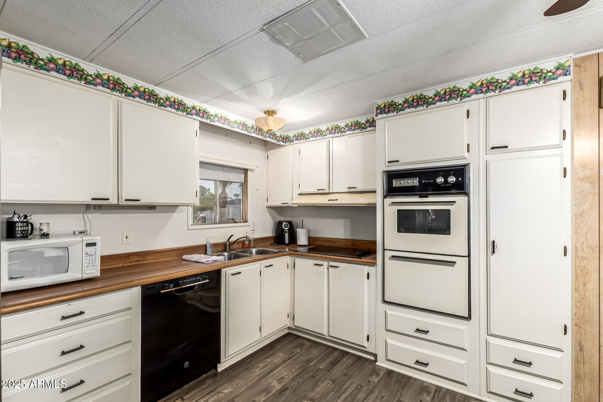 Citrus Gardens - Residential