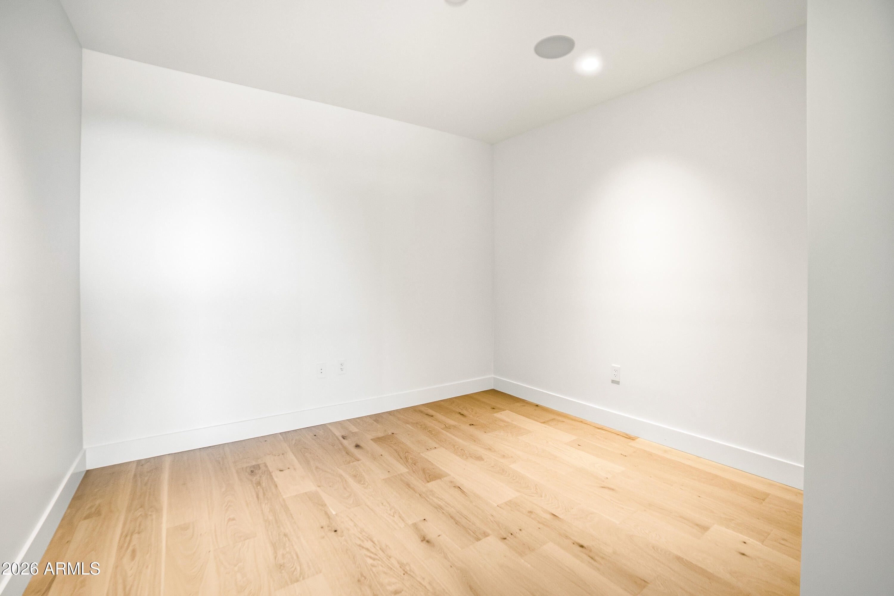 4849 N Camelback Ridge Road B403