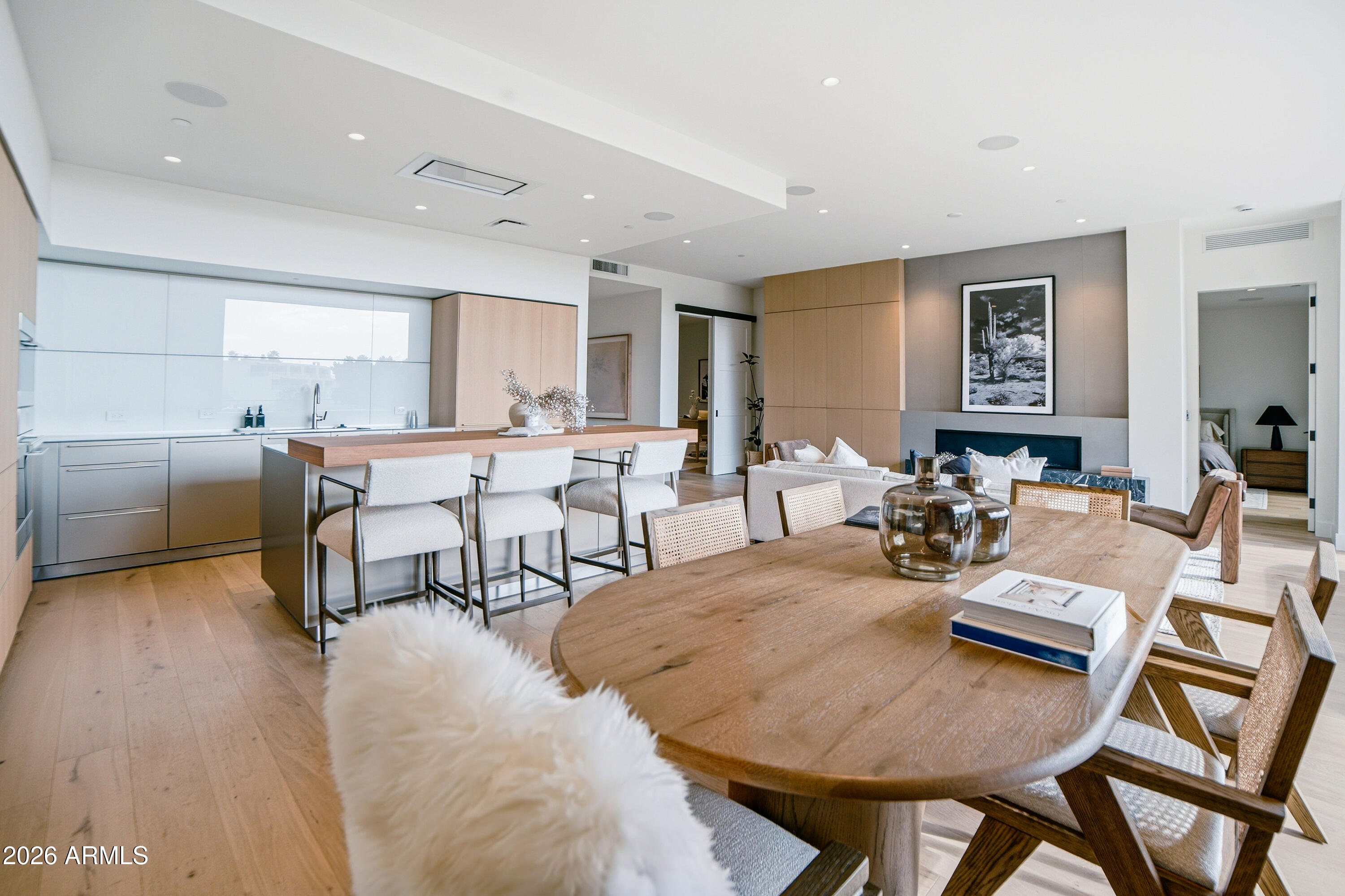 4849 N Camelback Ridge Road B403