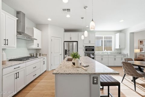 6418 W MADRE DEL ORO Drive Phoenix AZ 85083