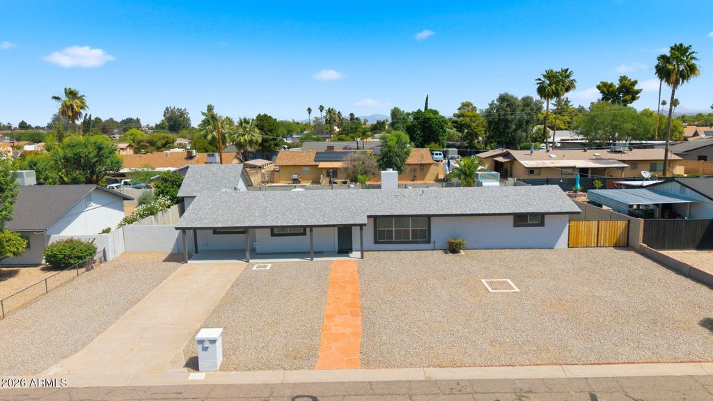 Photo of 4240 E Desert Cactus Street, Phoenix, AZ 85032 (MLS # 7028649)