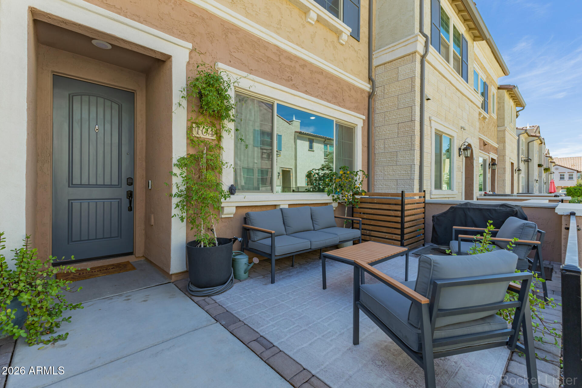 1848 E HAMPTON Lane 104