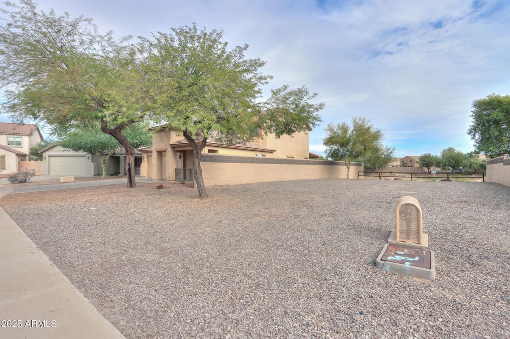 Photo of 18967 N Leland Road, Maricopa, AZ 85138 (MLS # 6950735)