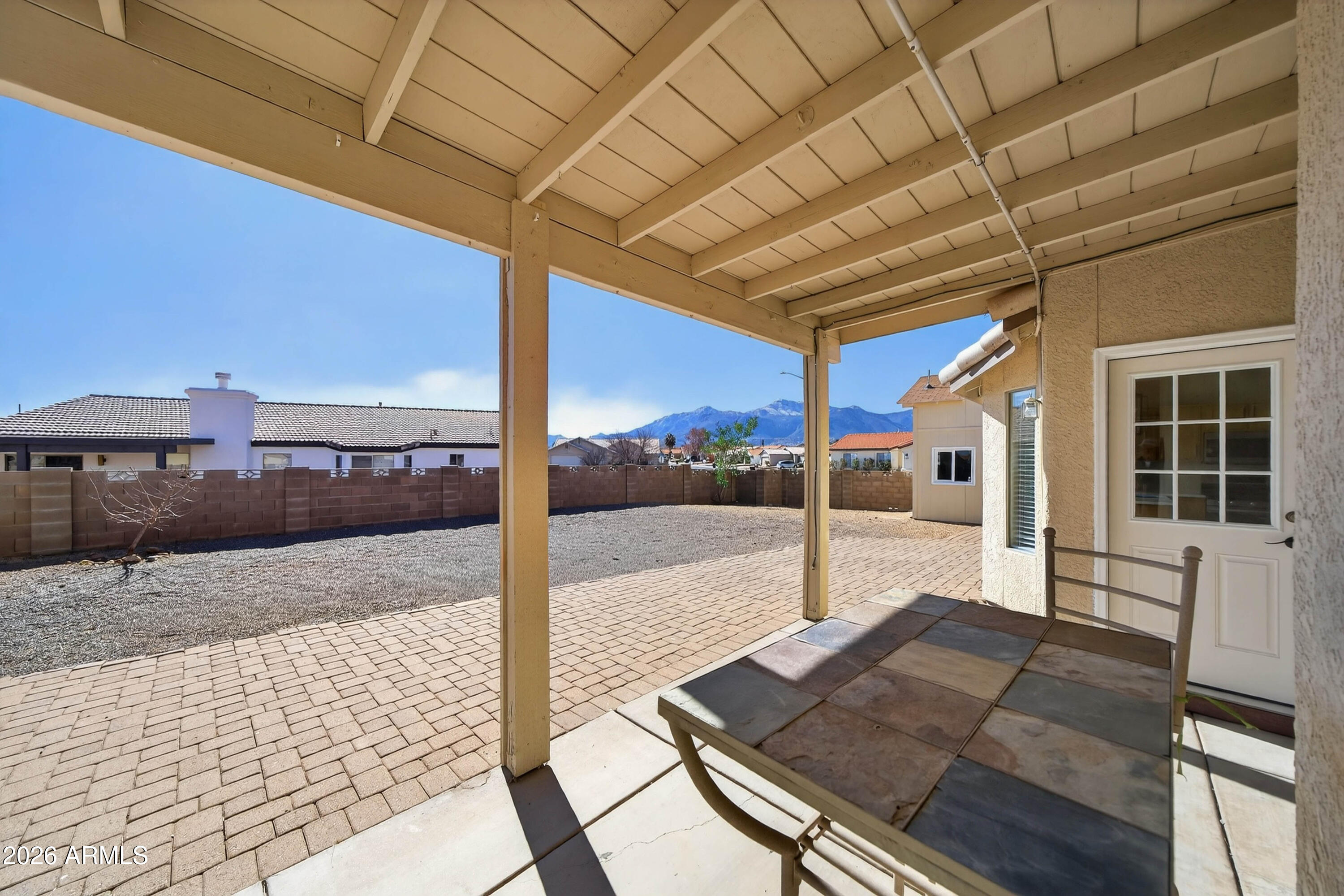 CANYON DE FLORES PHASE 1A - Residential Lease