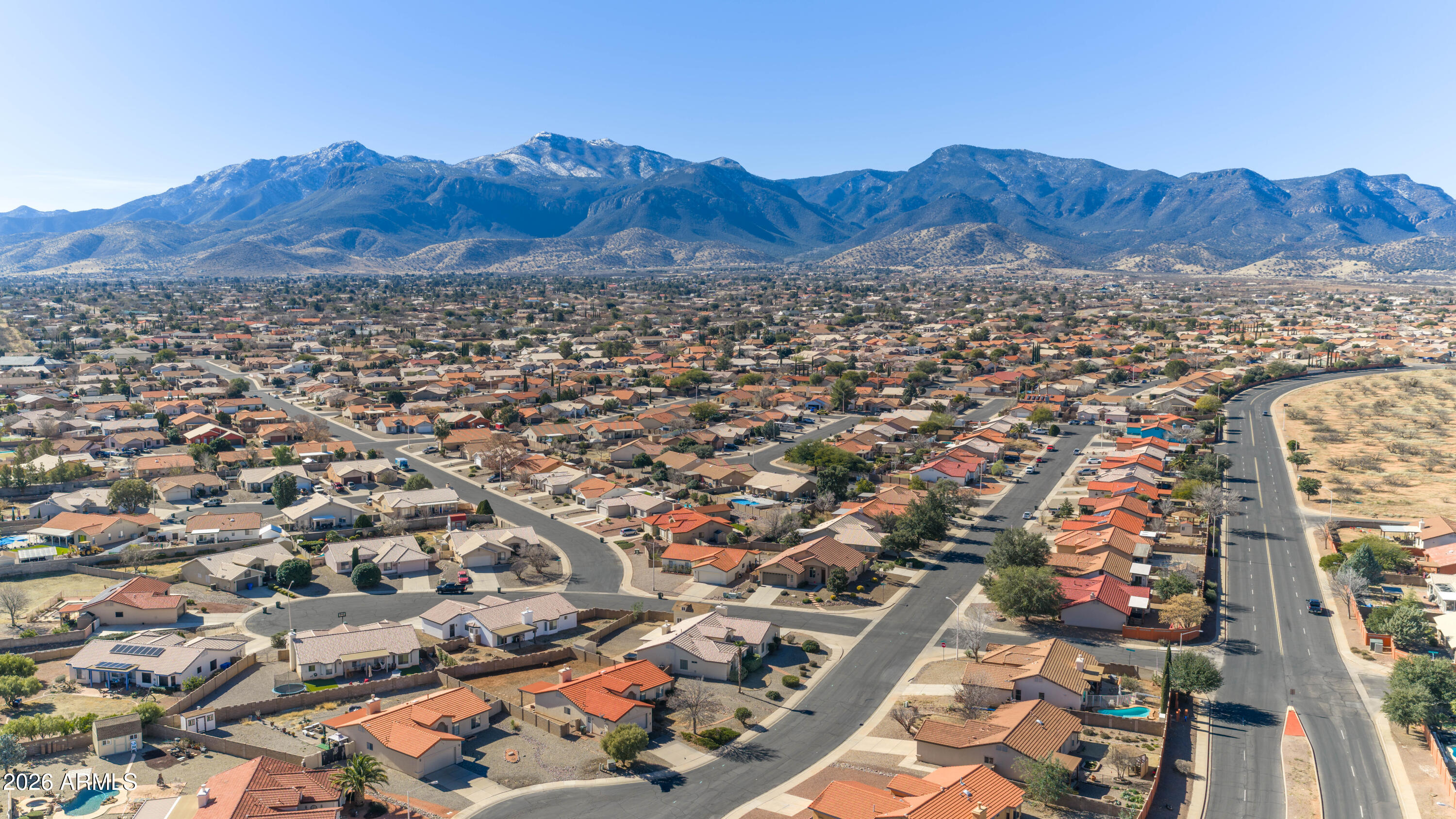 CANYON DE FLORES PHASE 1A - Residential Lease