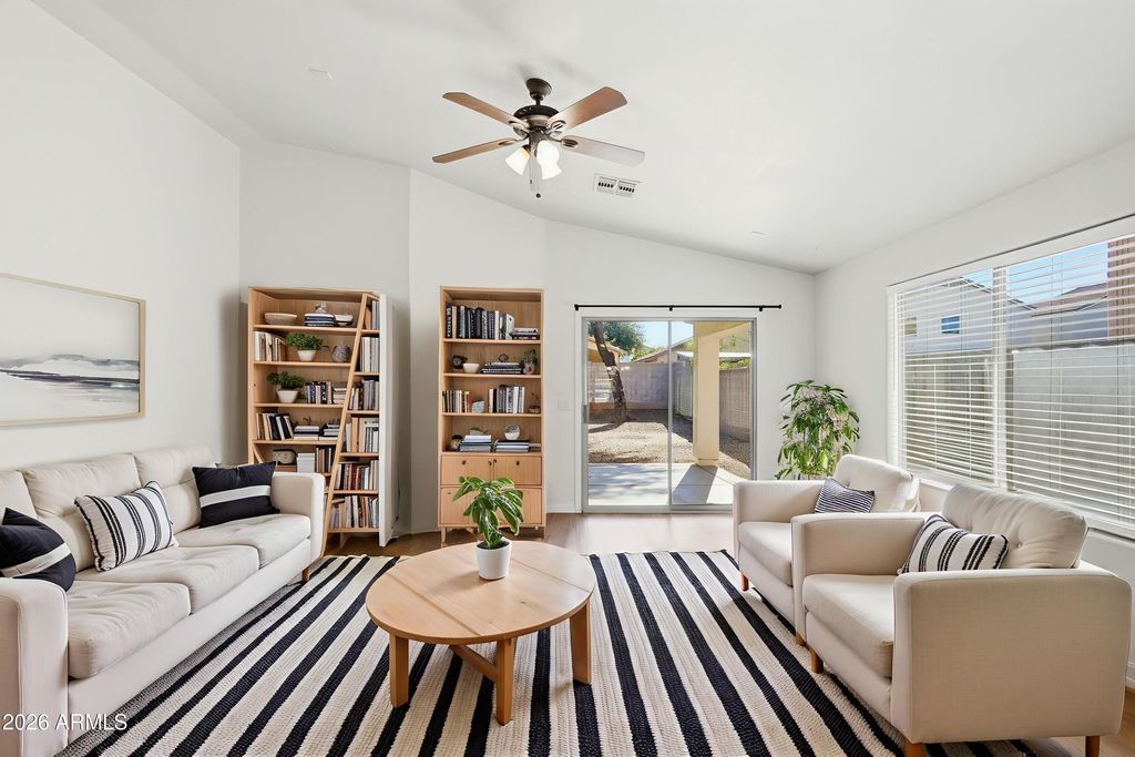 Photo of 2033 W Vineyard Plains Drive, San Tan Valley, AZ 85144 (MLS # 6967239)