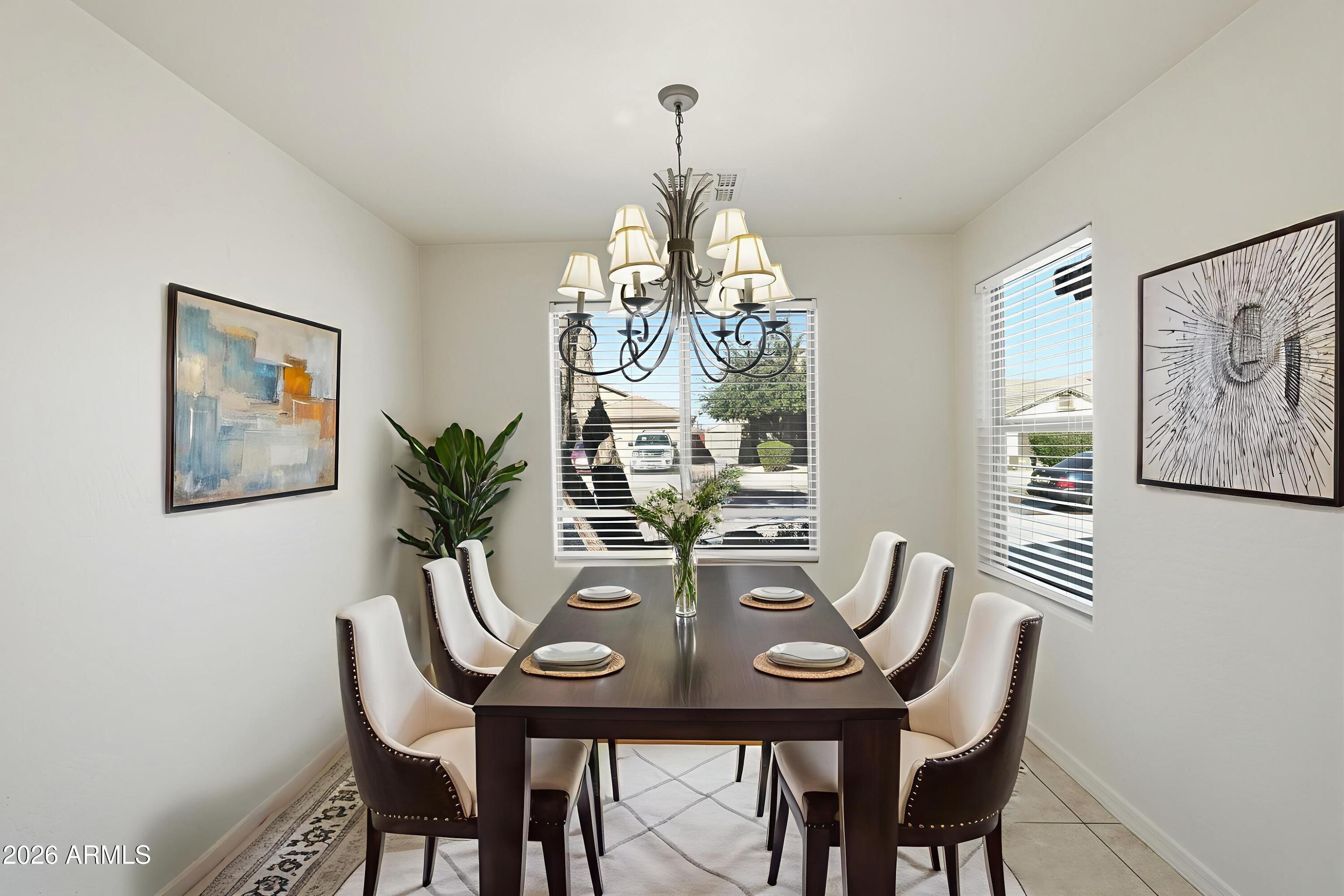 2033 W VINEYARD PLAINS Drive