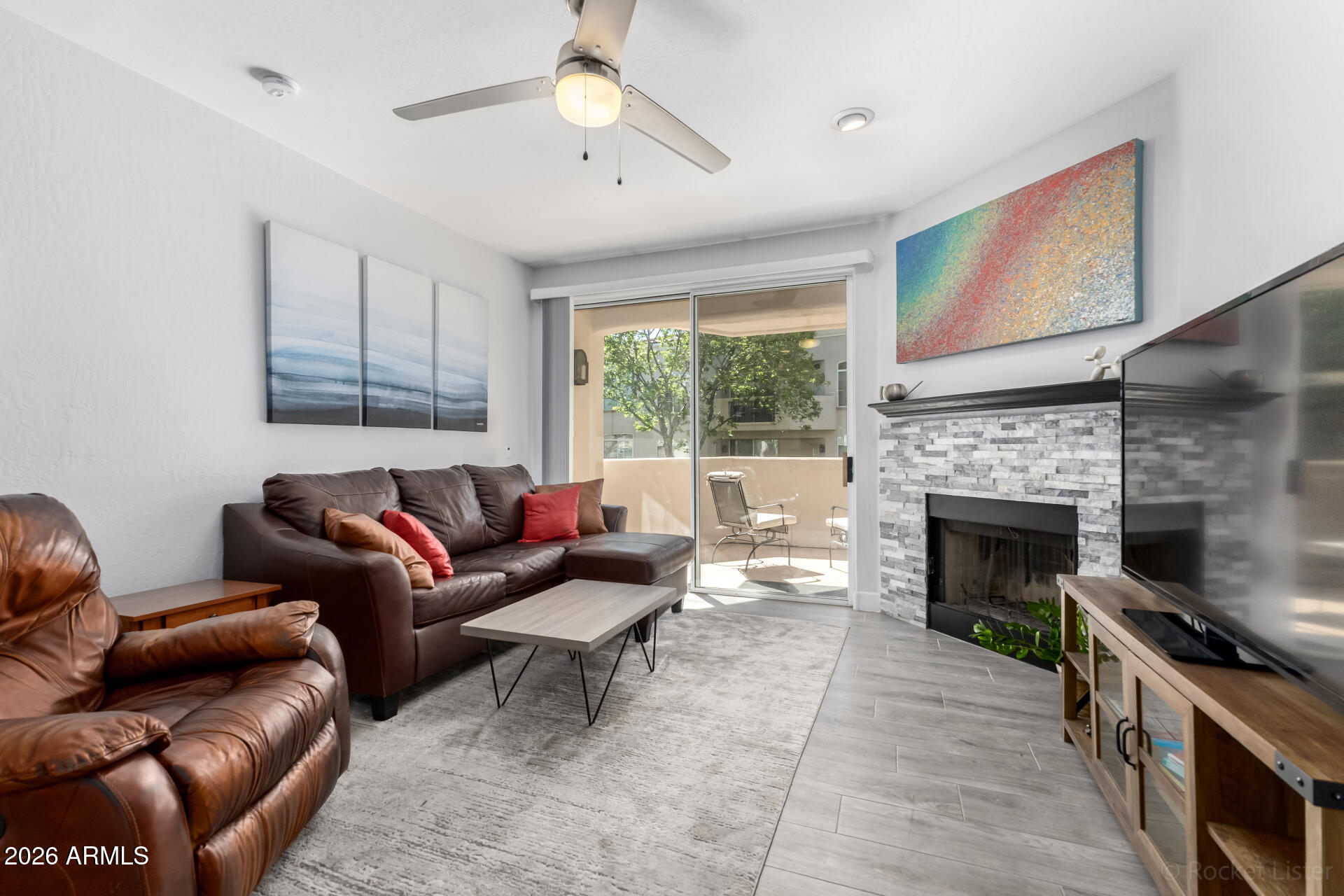 1747 E NORTHERN Avenue 181