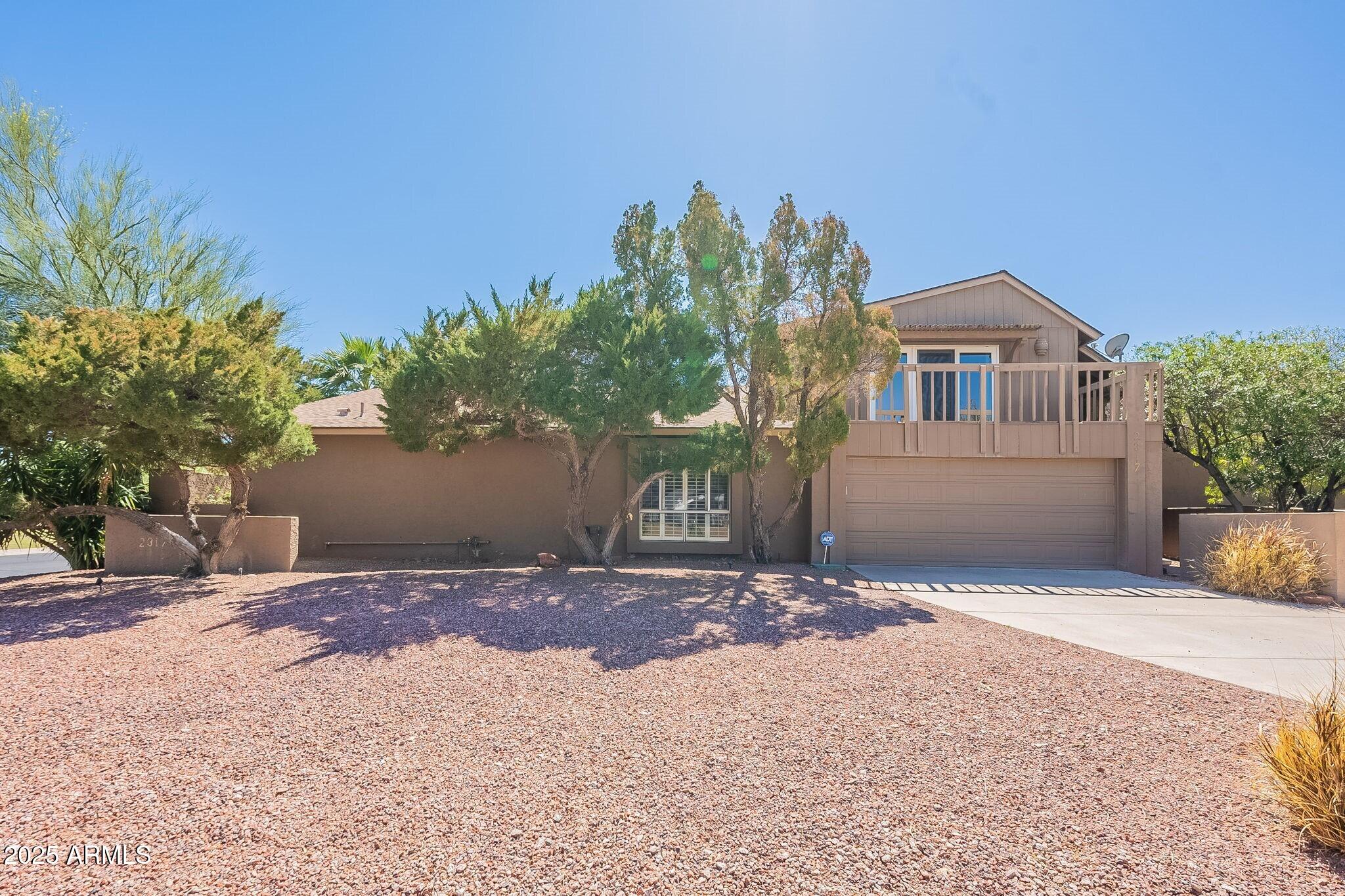2317 E DESERT COVE Avenue