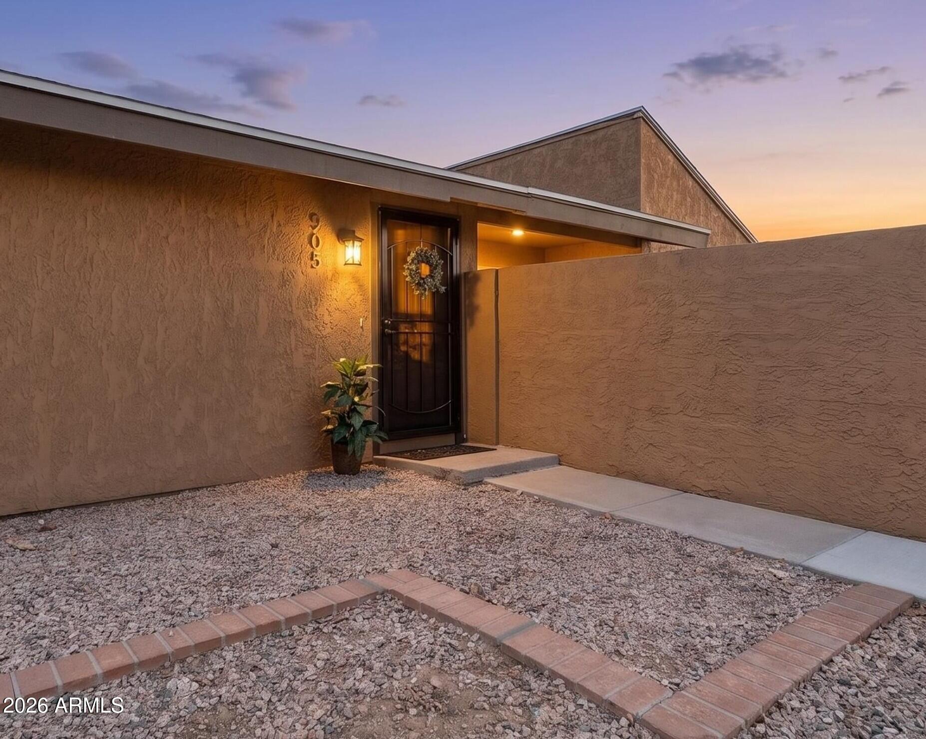 Properties 1 905 S Hacienda Drive