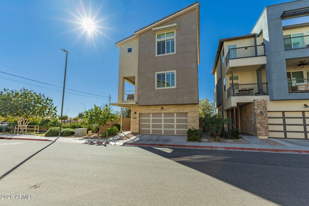 Photo of 7045 W Carter Drive, Chandler, AZ 85226 (MLS # 6988333)