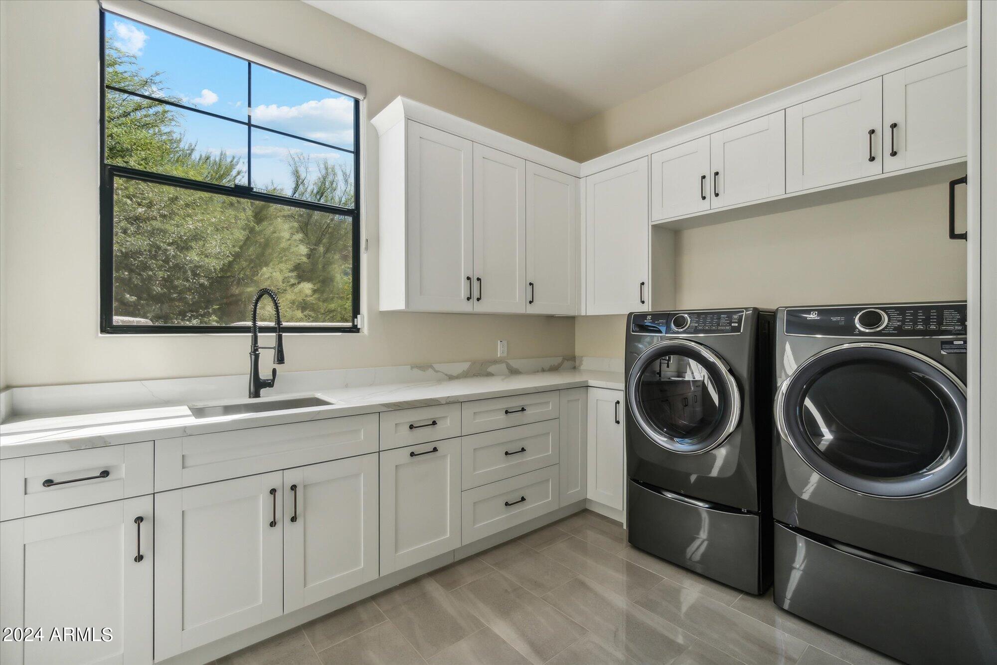 CRESTVIEW AT FOUNTAIN HILLS - Residential