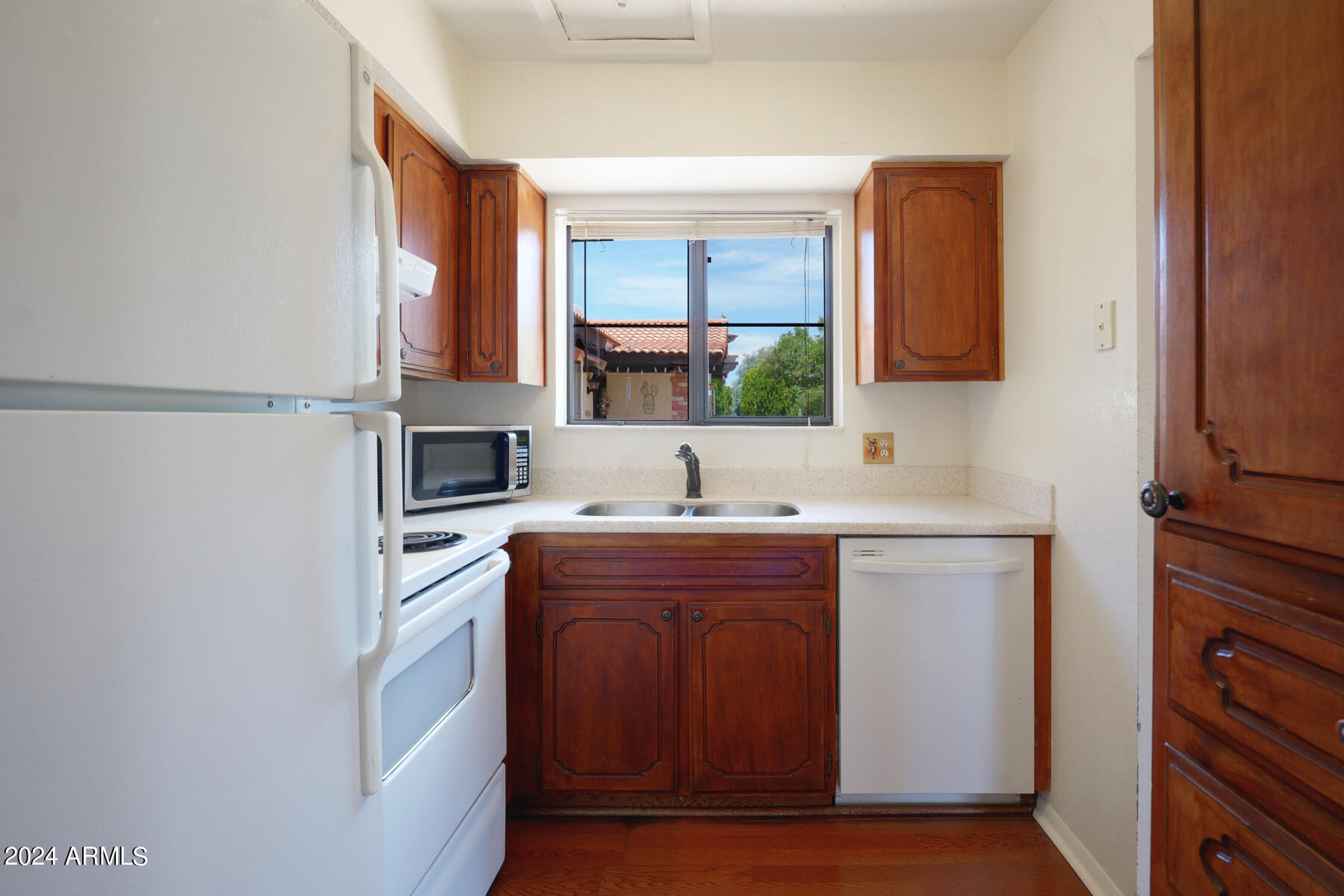 HACIENDA DON PEDRO - Residential Lease