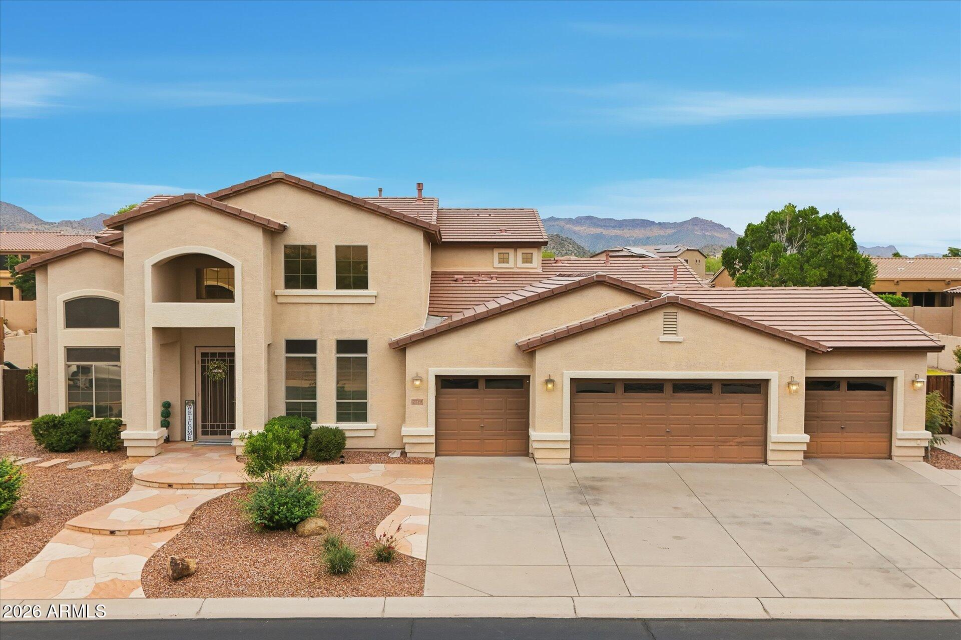 2119 N BRIDLEWOOD --