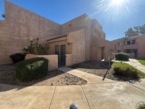 Photo of 10828 N Biltmore Drive #Apt 154, Phoenix, AZ 85029 (MLS # 7014694)