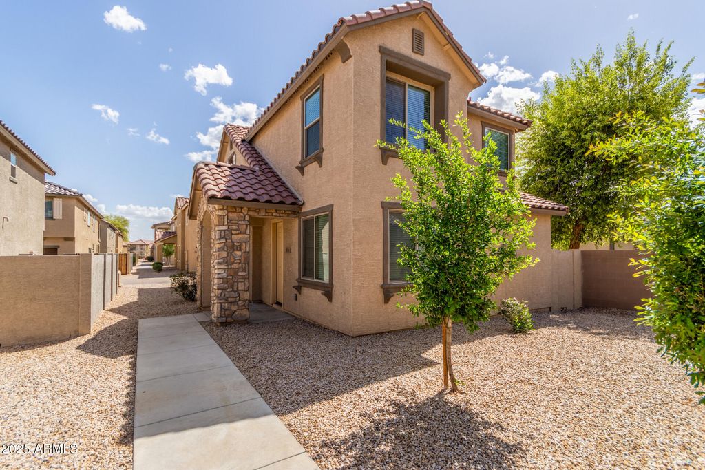 Photo of 831 E Agua Fria Lane, Avondale, AZ 85323 (MLS # 6924441)