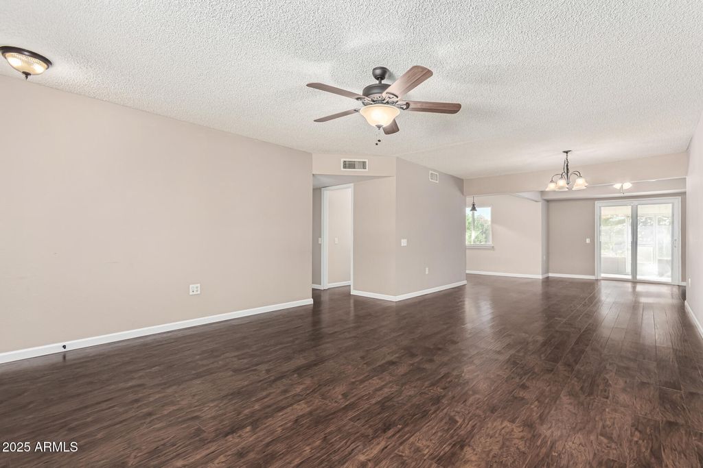 Photo of 10129 W Pine Springs Drive, Sun City, AZ 85373 (MLS # 6936563)