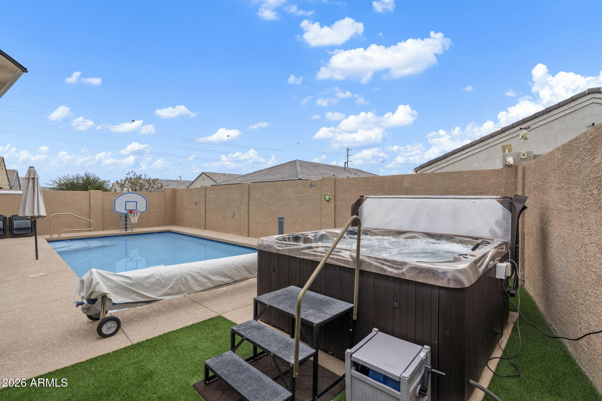 18789 W JEFFERSON Street