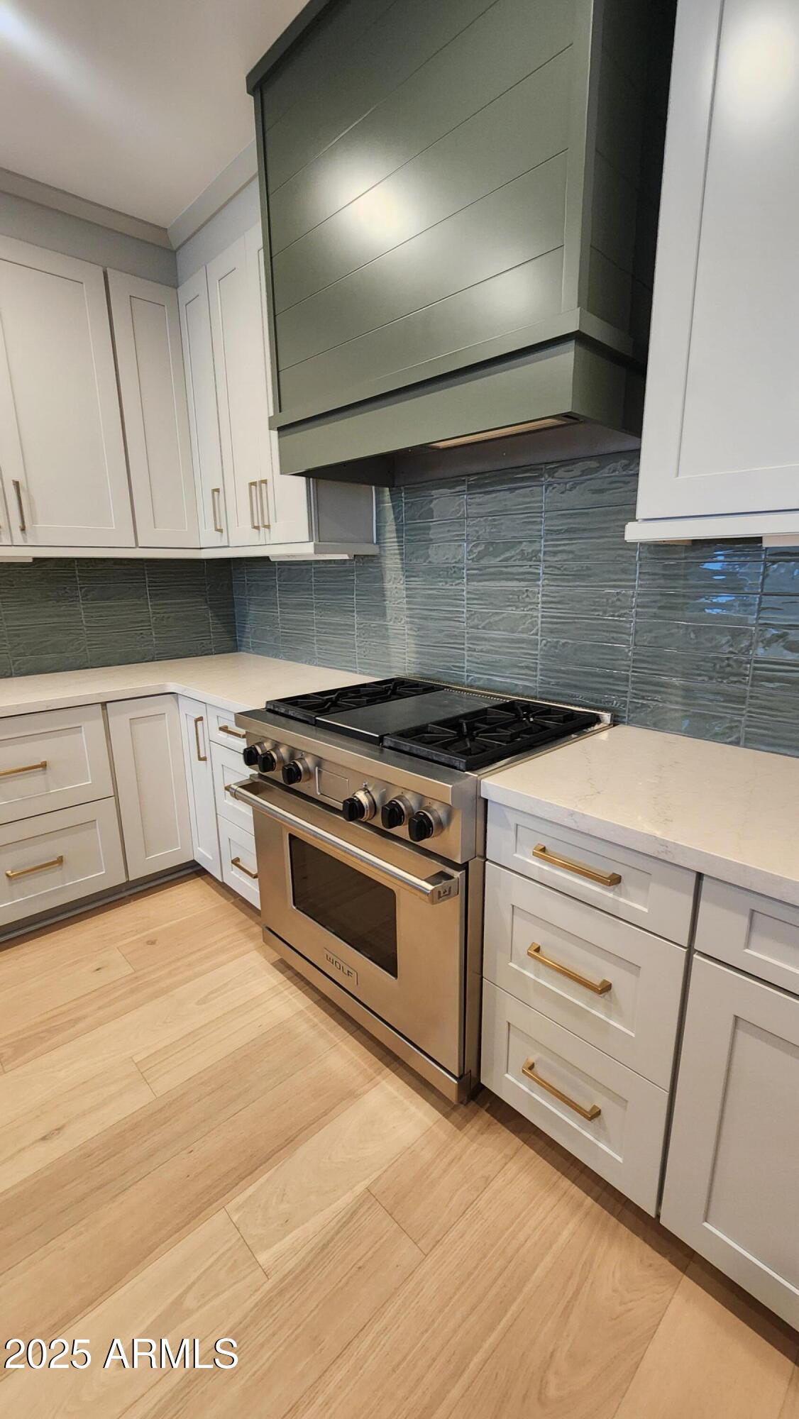 8 BILTMORE Estate 325