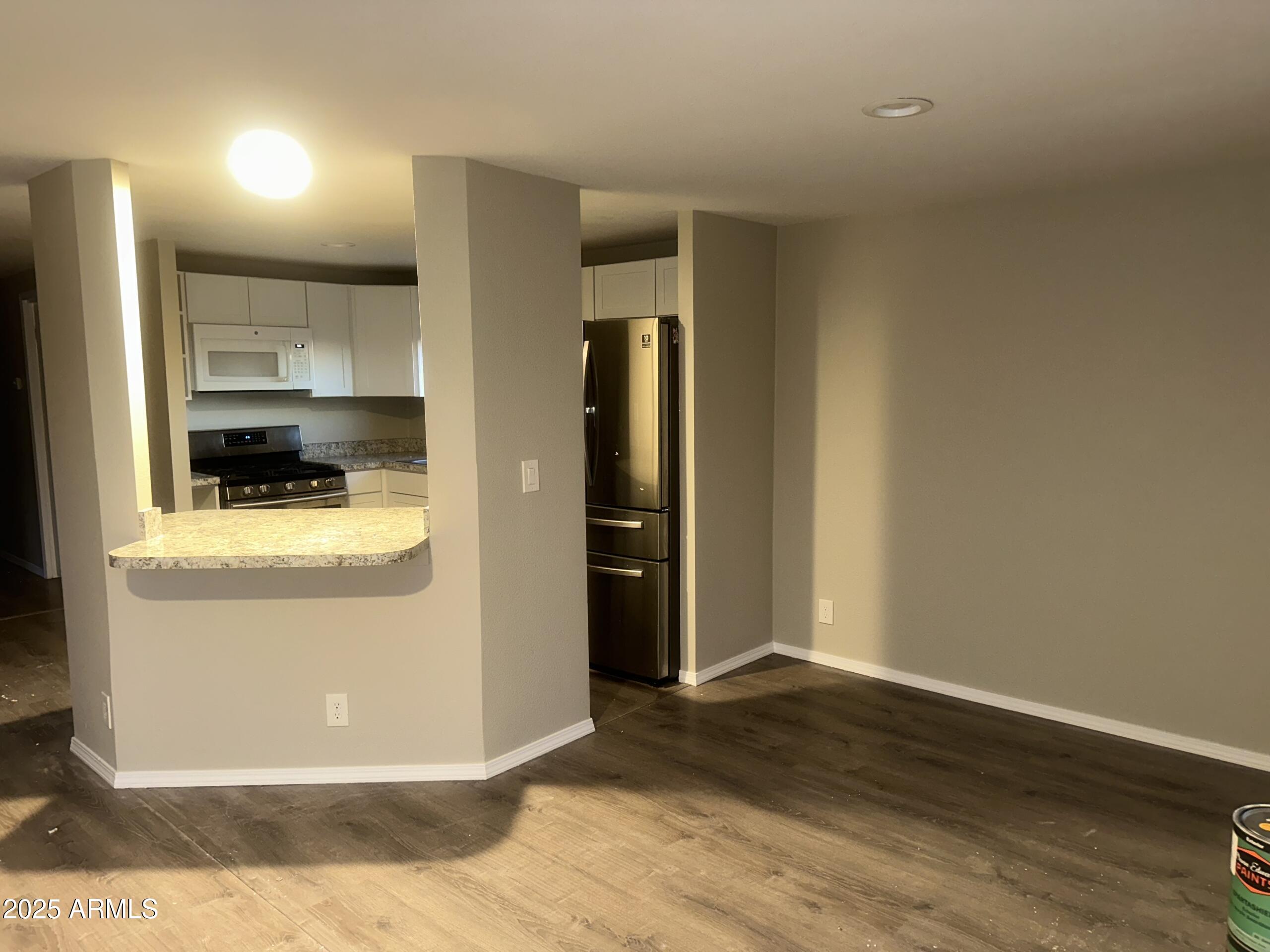 76 W SUNSET Drive