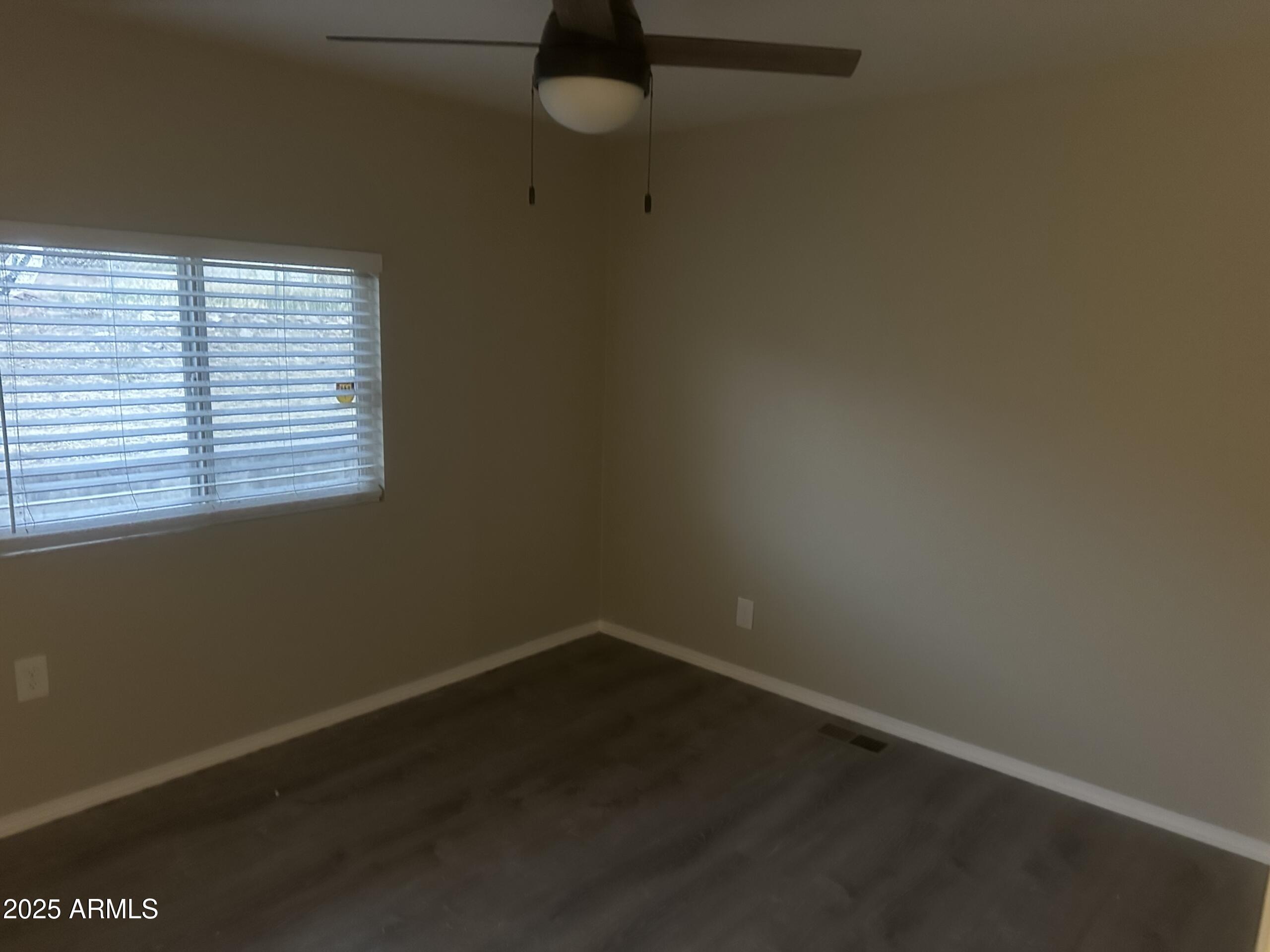 76 W SUNSET Drive