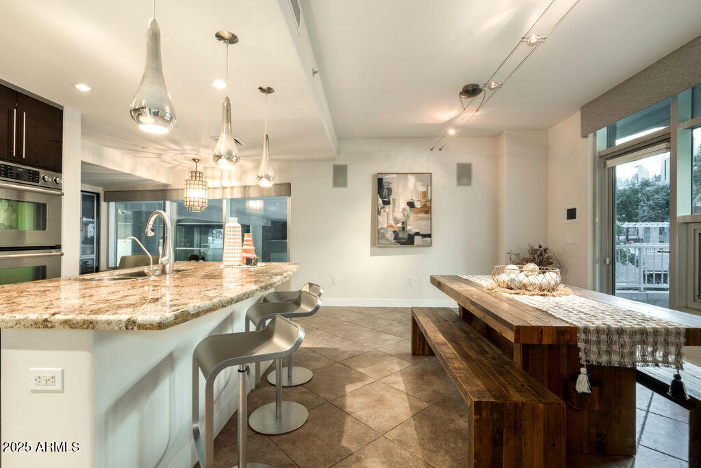 140 E RIO SALADO Parkway 111