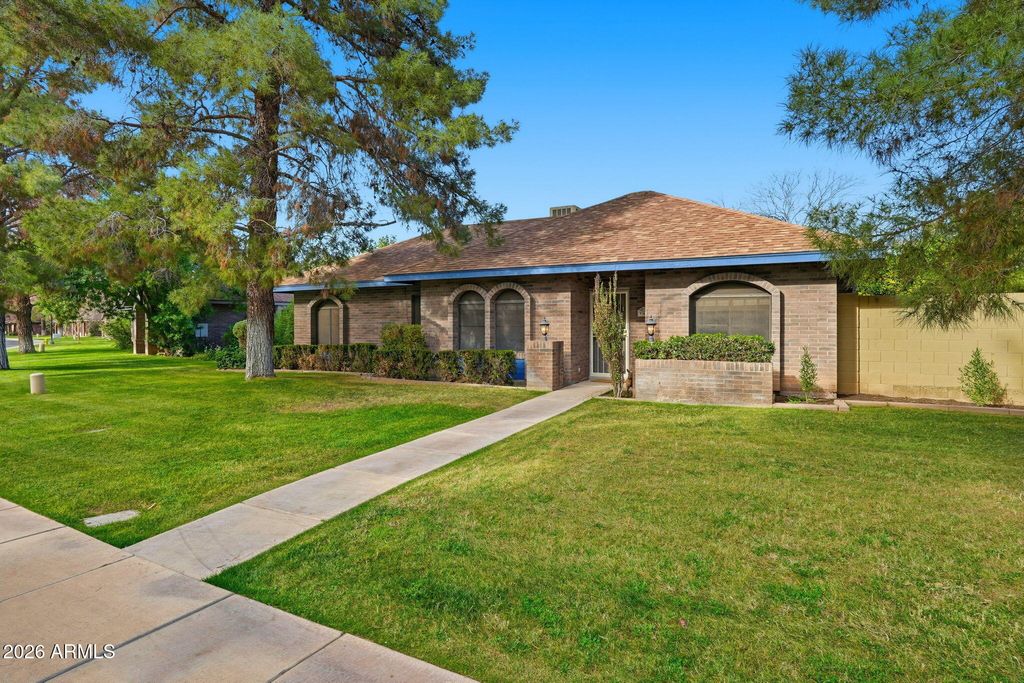 Photo of 962 E Cullumber Street, Gilbert, AZ 85234 (MLS # 6973163)