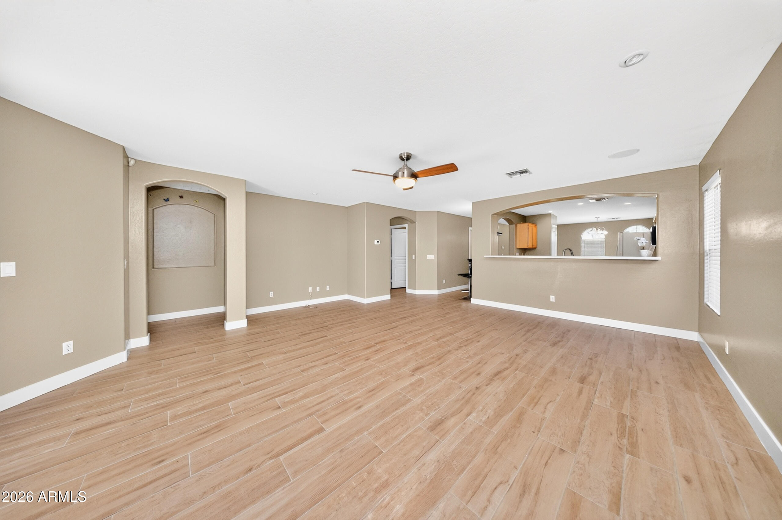 6632 S 18TH Drive
